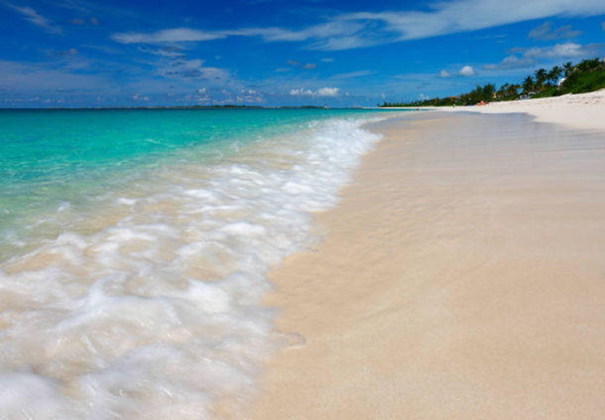 Courtyard By Marriott Nassau Downtown/Junkanoo Beach Exterior foto