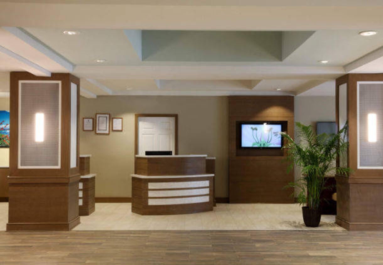 Courtyard By Marriott Nassau Downtown/Junkanoo Beach Exterior foto