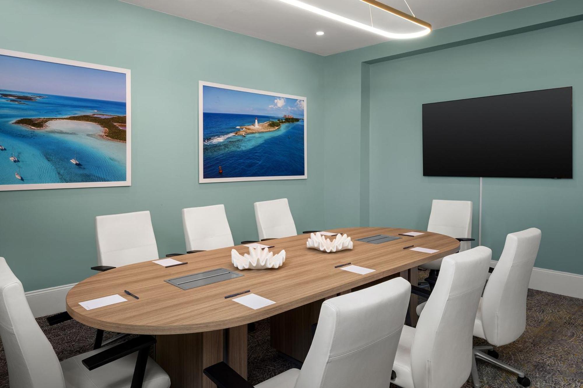 Courtyard By Marriott Nassau Downtown/Junkanoo Beach Exterior foto