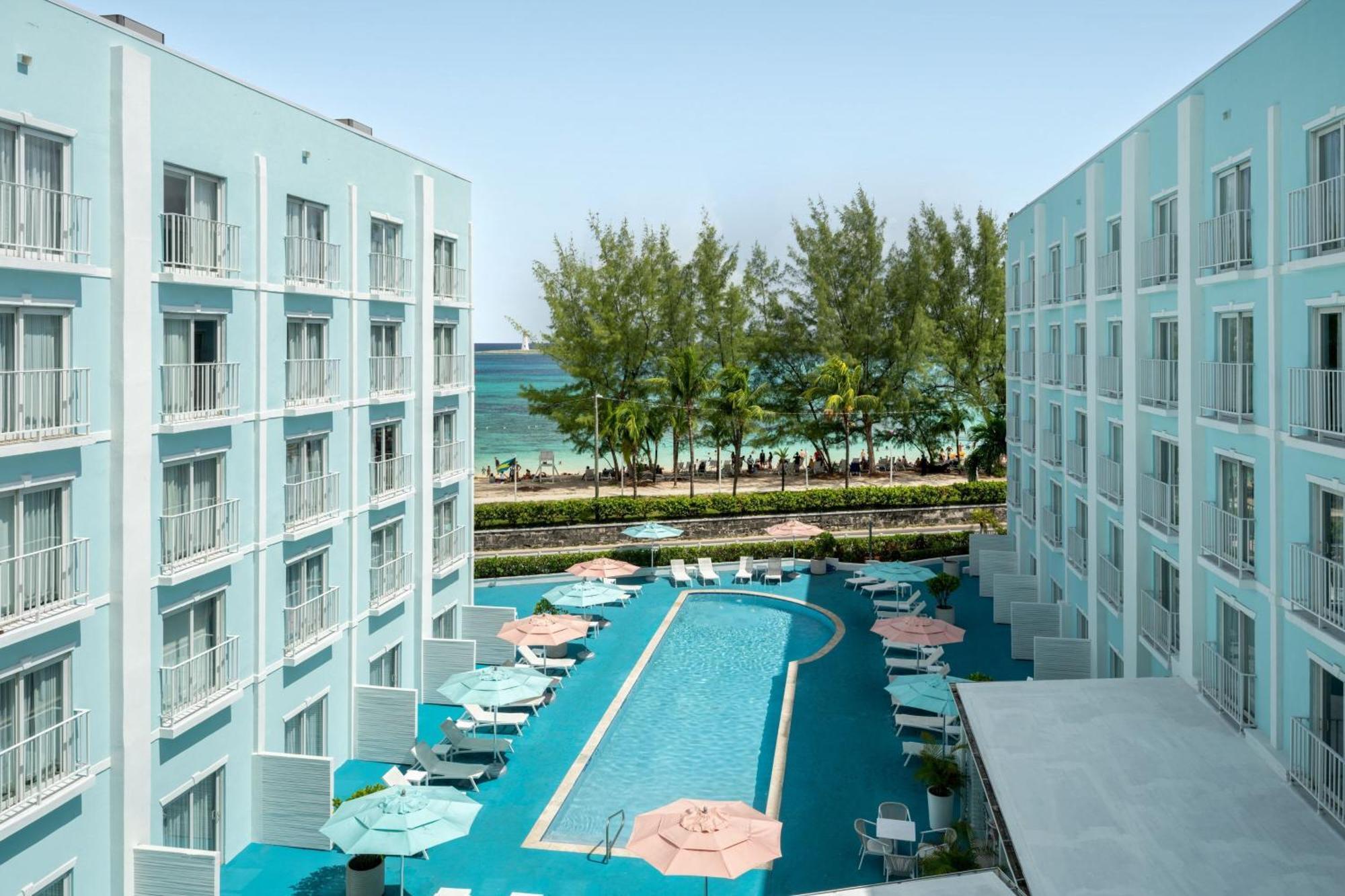 Courtyard By Marriott Nassau Downtown/Junkanoo Beach Exterior foto